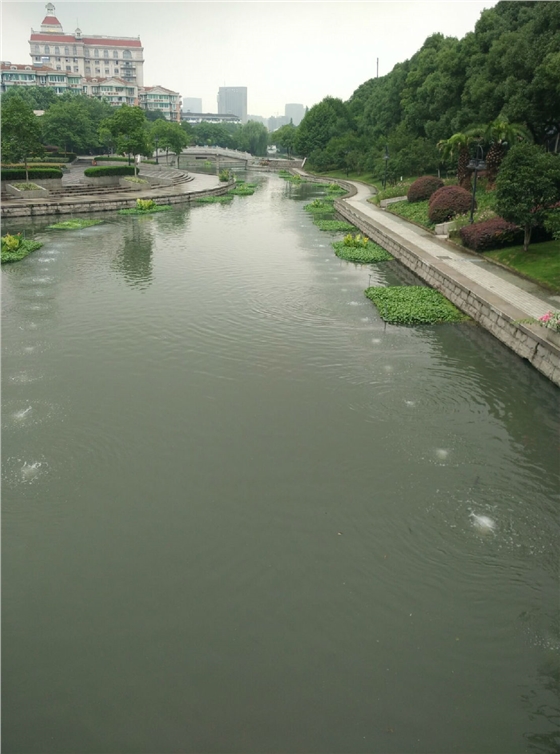 龍鐵沉水風(fēng)機(jī)應(yīng)用案例